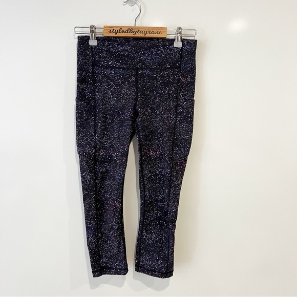 Lululemon Speed Up Crop 21"
Crystalline Multi - Picture 4 of 9